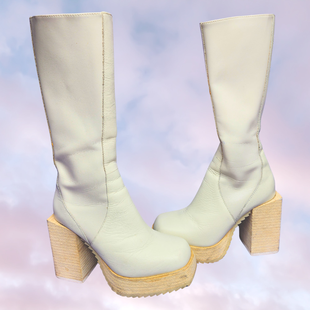 Darker Wavs Dolls Kill Cream Off White Platform Square Toe Zip Up Boots Sz 5